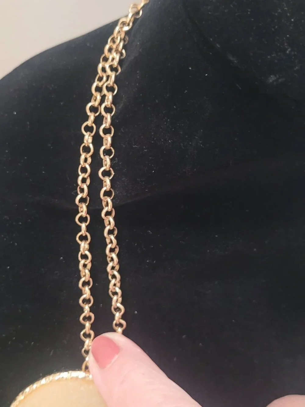 N/A vintage necklace